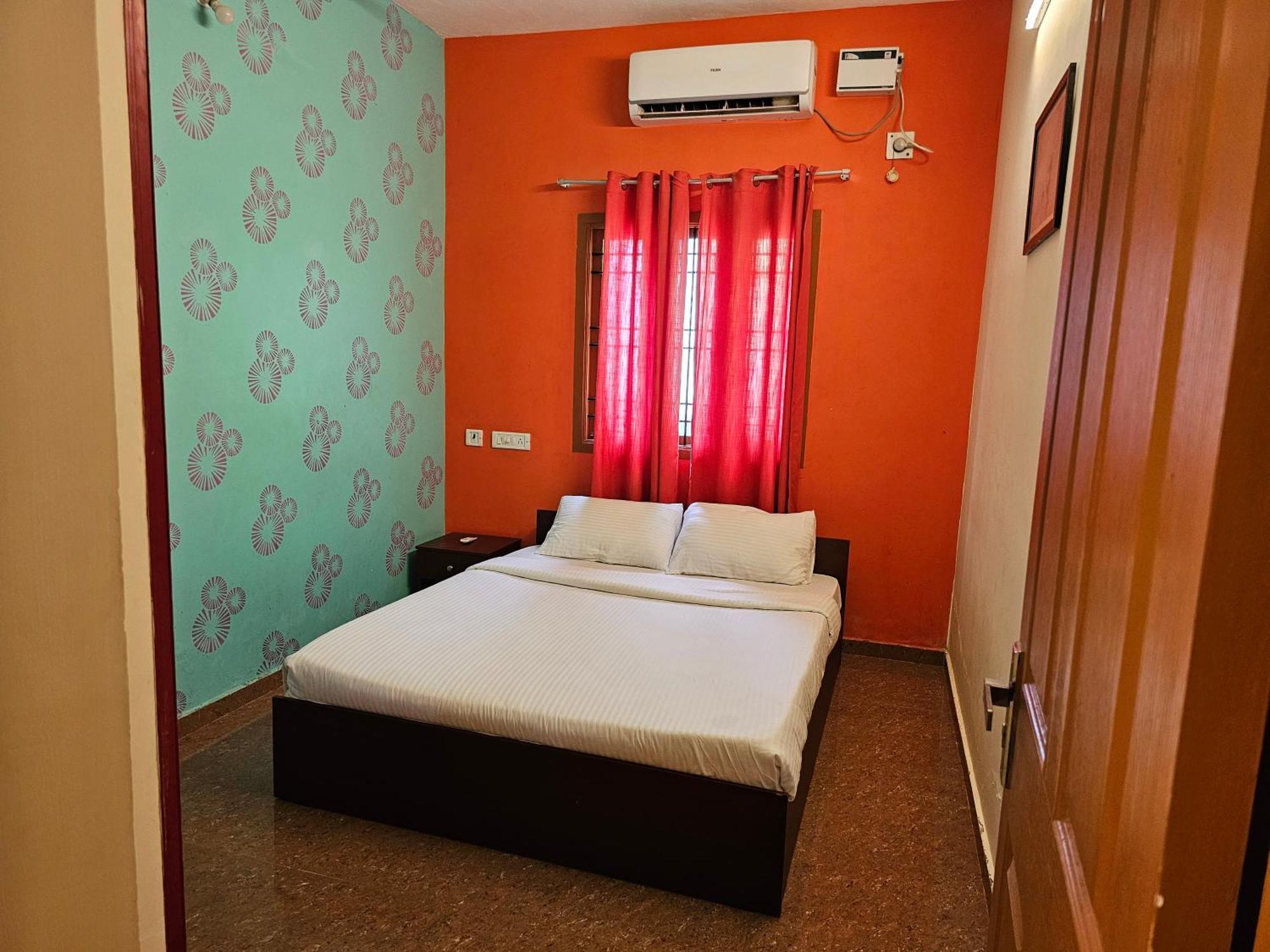 Shri Sai Balavany Residency Puduccseri Kültér fotó