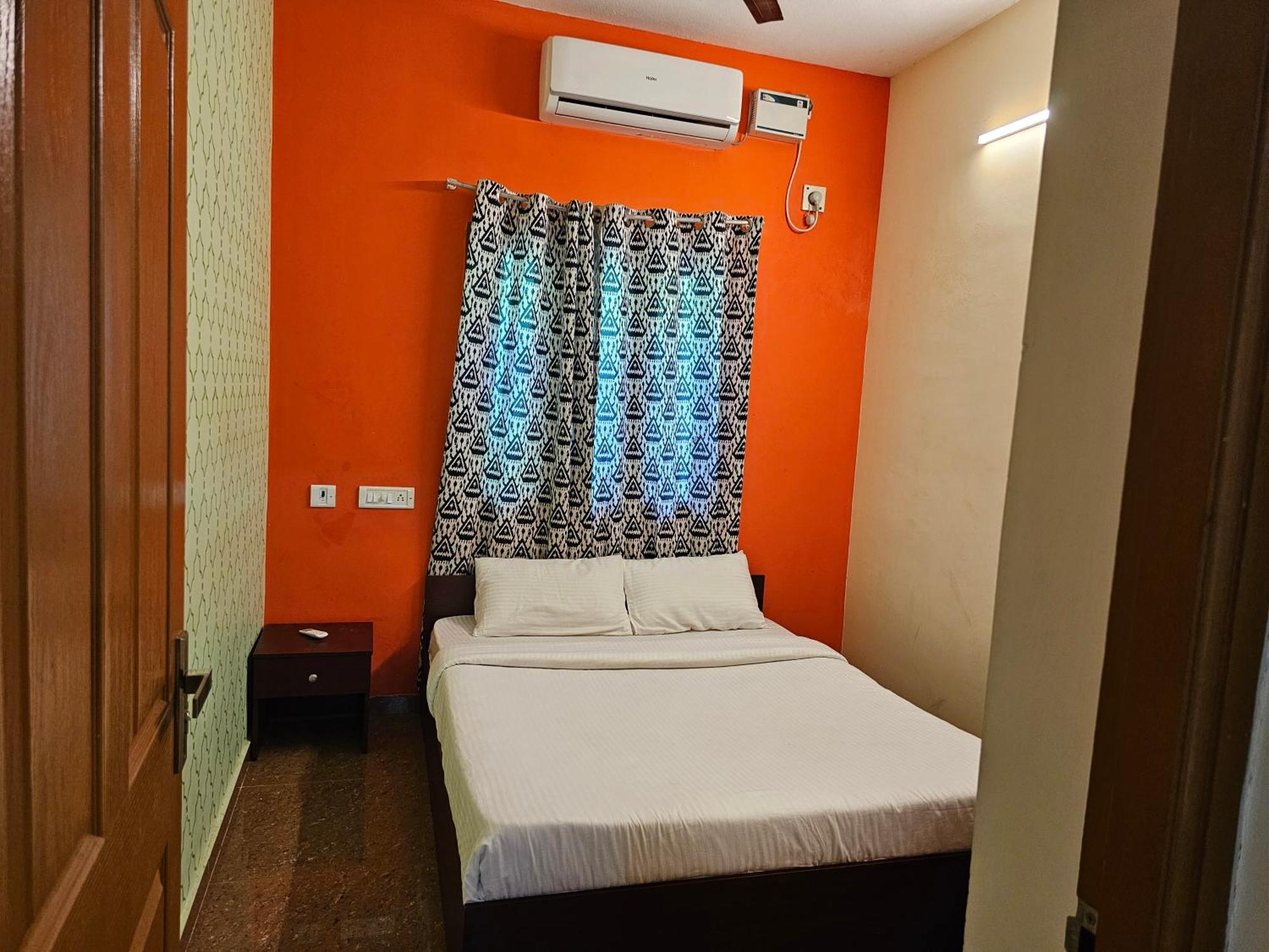 Shri Sai Balavany Residency Puduccseri Kültér fotó