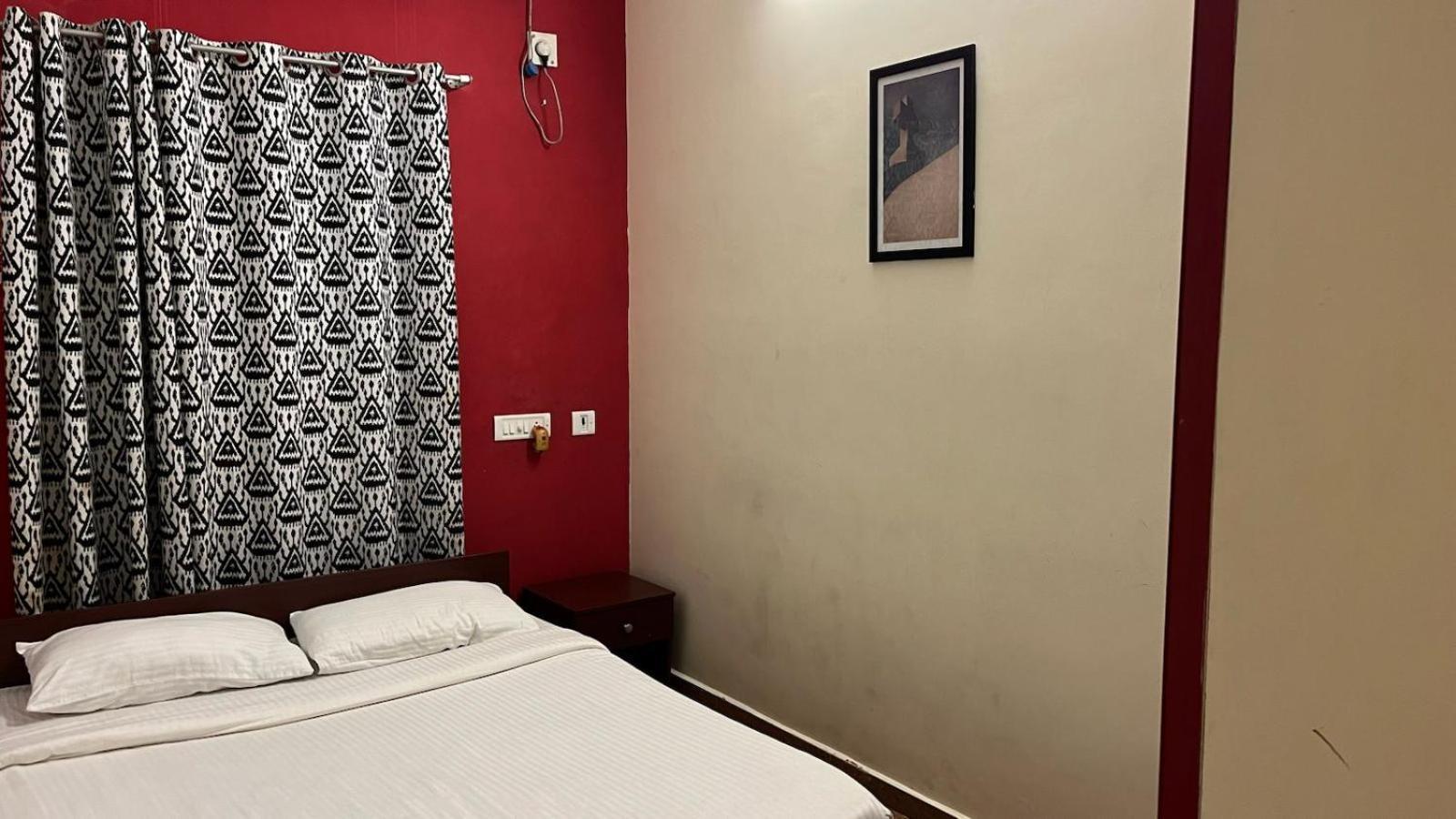 Shri Sai Balavany Residency Puduccseri Kültér fotó