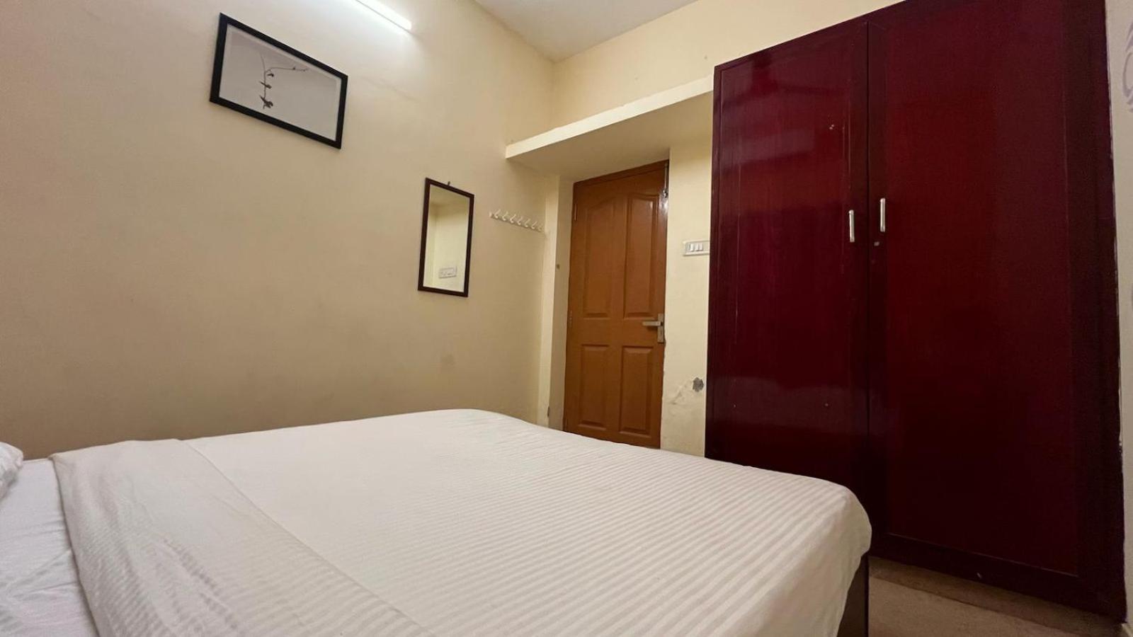 Shri Sai Balavany Residency Puduccseri Kültér fotó